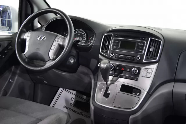 Hyundai Grand Starex 2020