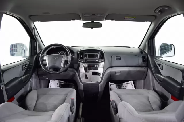Hyundai Grand Starex 2020