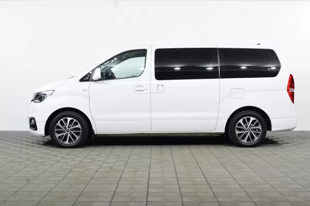 Hyundai Grand Starex 2020