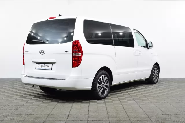 Hyundai Grand Starex 2020