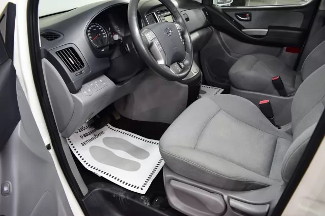 Hyundai Grand Starex 2020