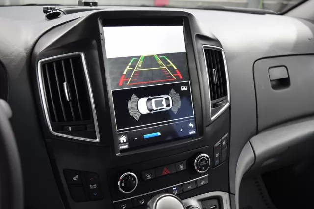 Hyundai Grand Starex 2020