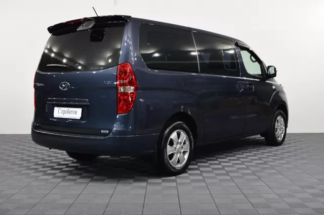 Hyundai Grand Starex 2020