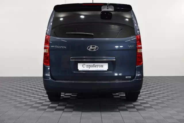 Hyundai Grand Starex 2020