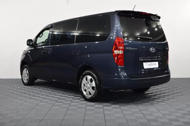 Hyundai Grand Starex 2020