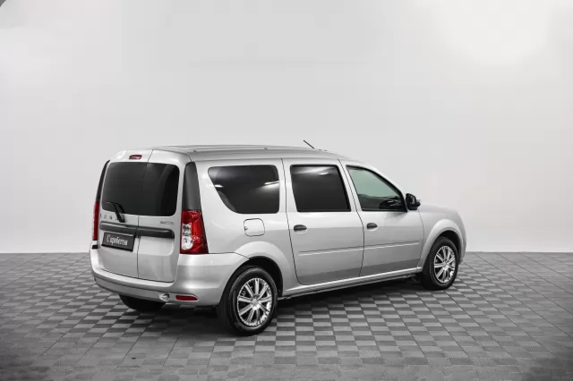 LADA Largus 2022