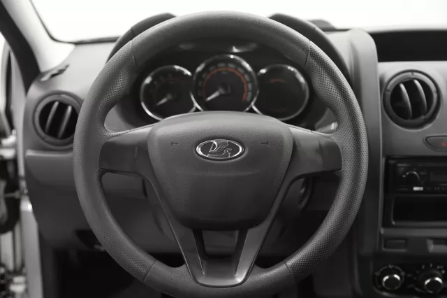 LADA Largus 2022