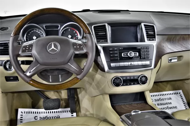 Mercedes-Benz GL-Класс 2015