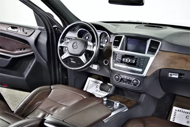 Mercedes-Benz GL-Класс 2015