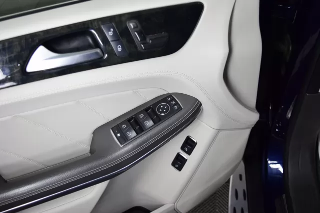 Mercedes-Benz GL-Класс 2015
