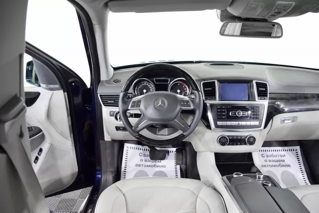 Mercedes-Benz GL-Класс 2015