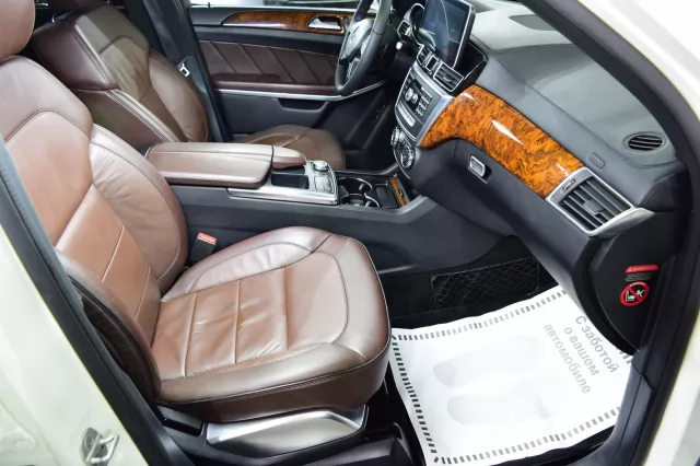 Mercedes-Benz GL-Класс 2016