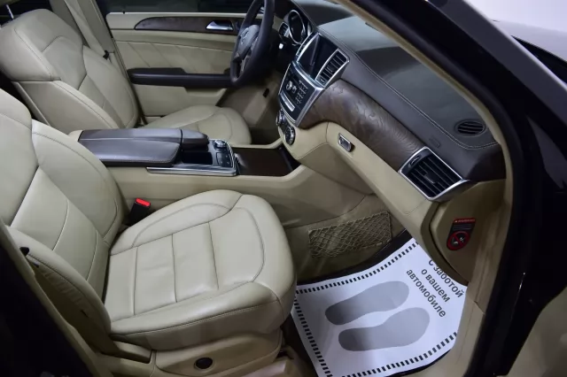 Mercedes-Benz GL-Класс 2016