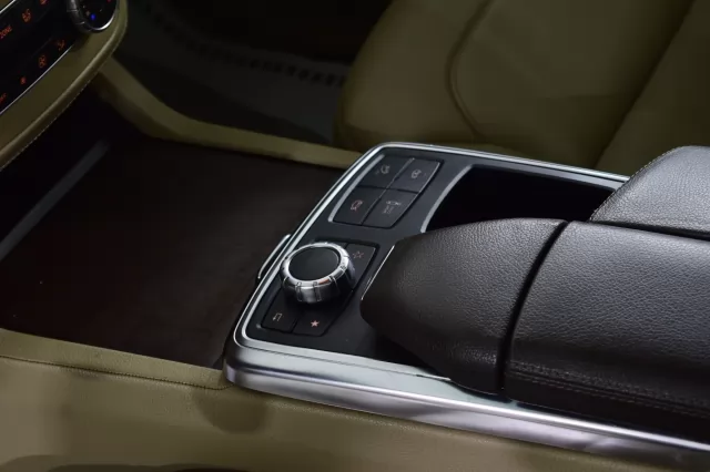 Mercedes-Benz GL-Класс 2016