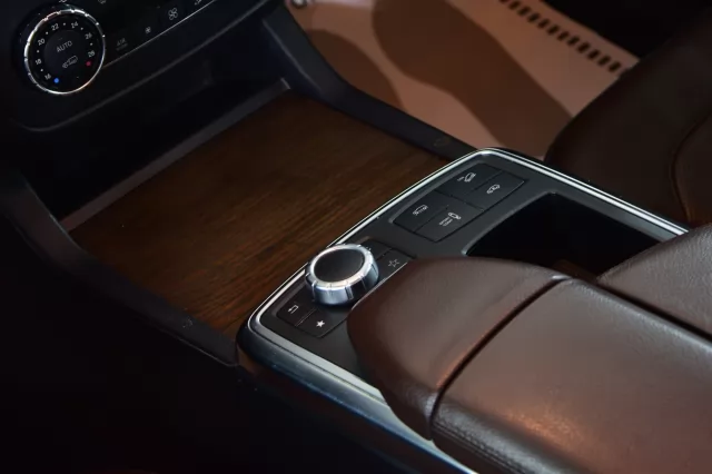 Mercedes-Benz GL-Класс 2016