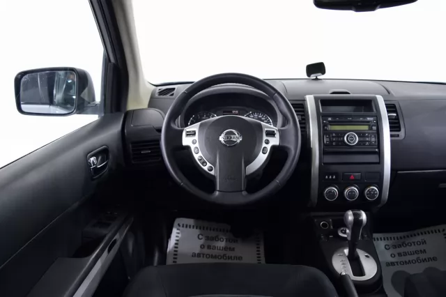 Nissan X-Trail 2015