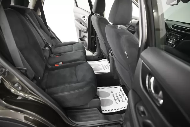 Nissan X-Trail 2015