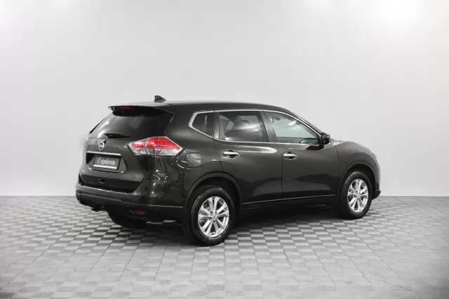 Nissan X-Trail 2015