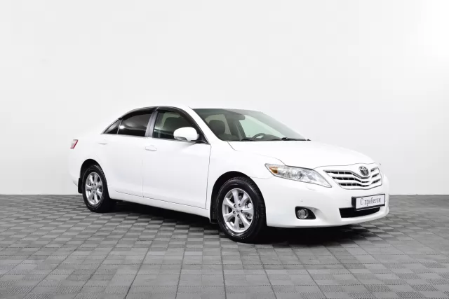 Toyota Camry 2011