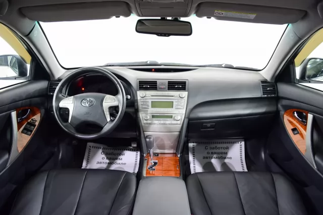 Toyota Camry 2011