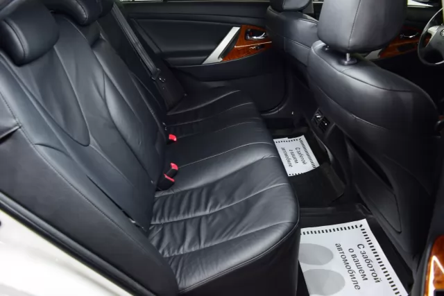 Toyota Camry 2011