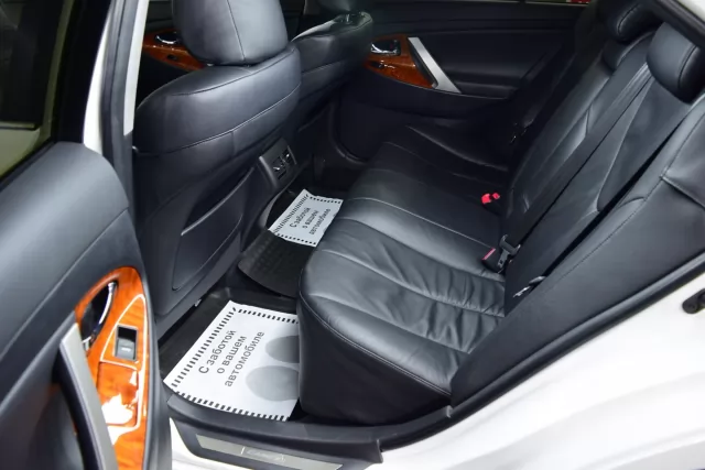 Toyota Camry 2011