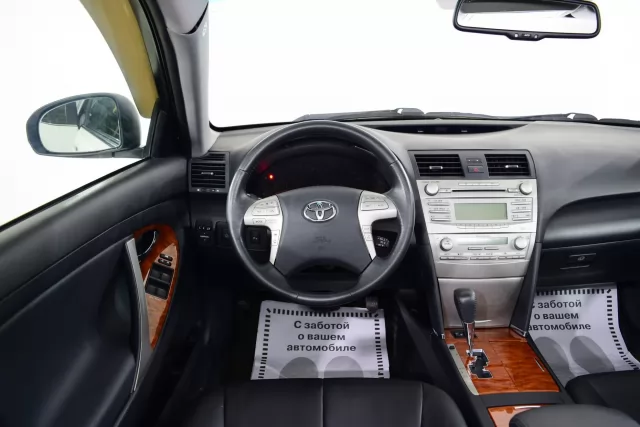 Toyota Camry 2011