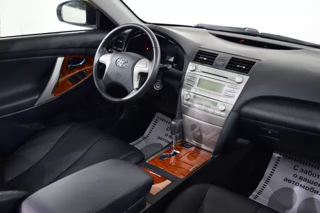 Toyota Camry 2011