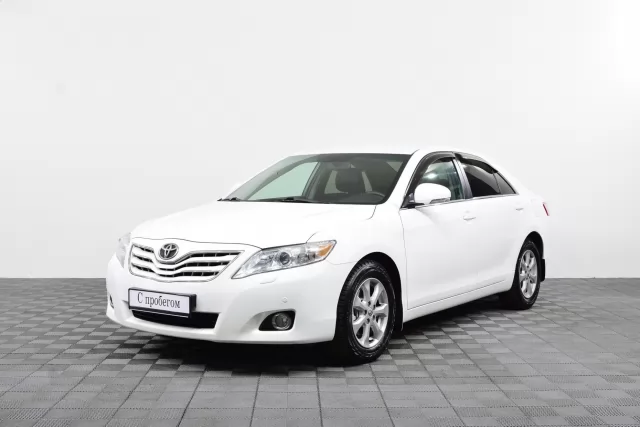 Toyota Camry 2011