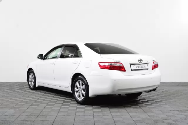 Toyota Camry 2011