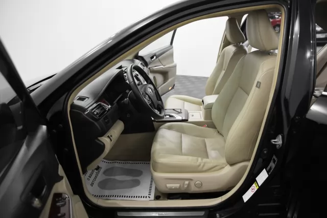 Toyota Camry 2013