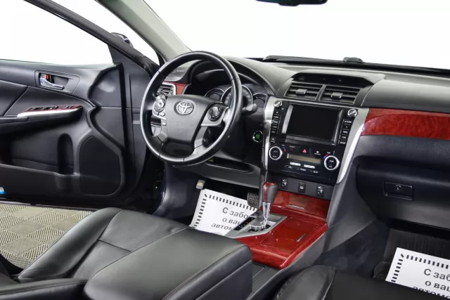 Toyota Camry 2014