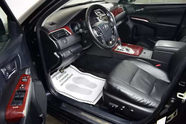 Toyota Camry 2014