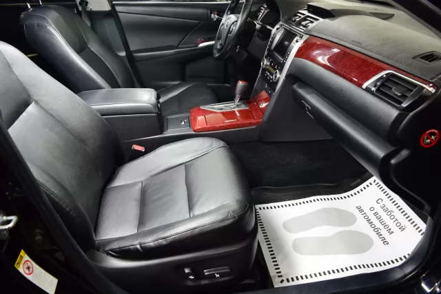 Toyota Camry 2014