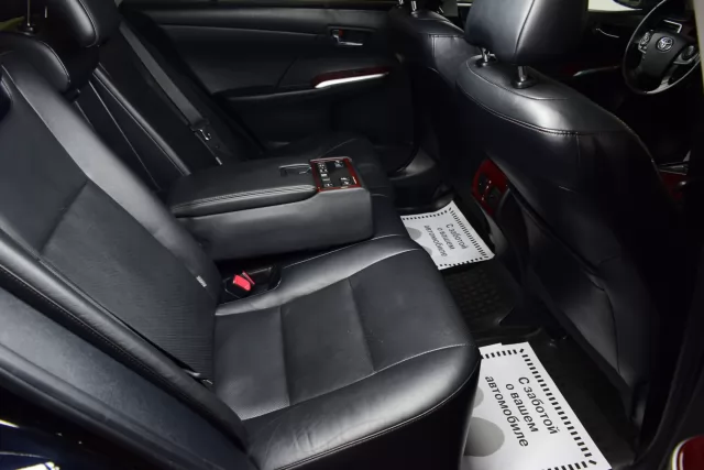 Toyota Camry 2014