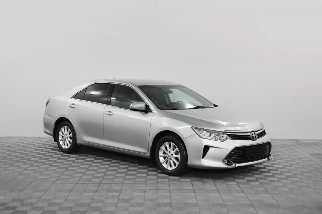 Toyota Camry 2018