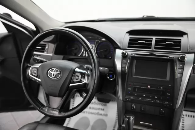 Toyota Camry 2018