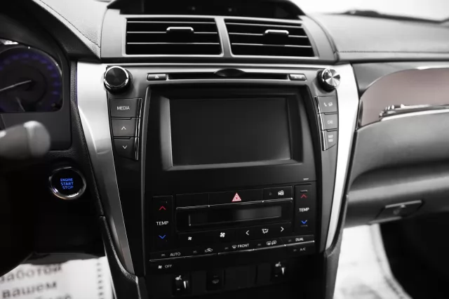 Toyota Camry 2018