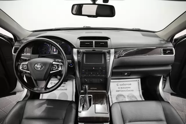Toyota Camry 2018