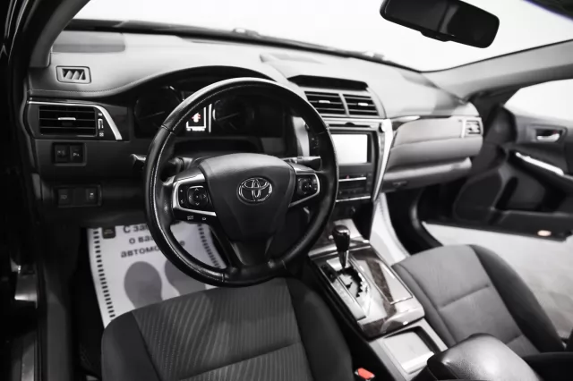 Toyota Camry 2017