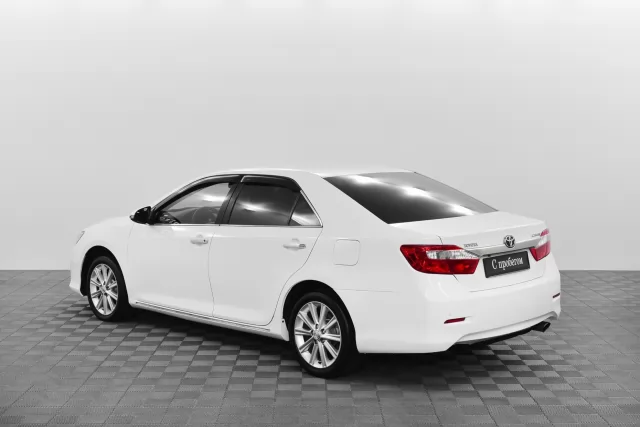Toyota Camry 2017