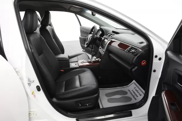 Toyota Camry 2017