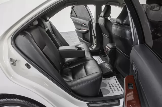 Toyota Camry 2017