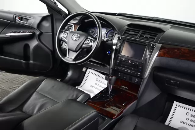 Toyota Camry 2016
