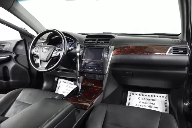 Toyota Camry 2016