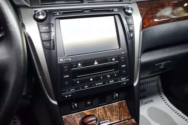 Toyota Camry 2016