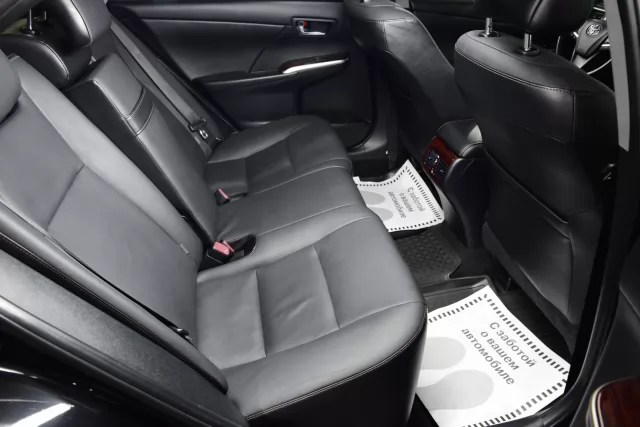 Toyota Camry 2016