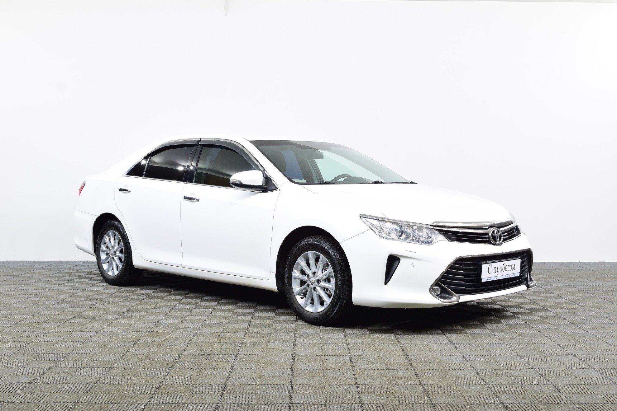 Toyota Camry 2016