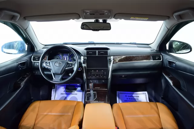 Toyota Camry 2016