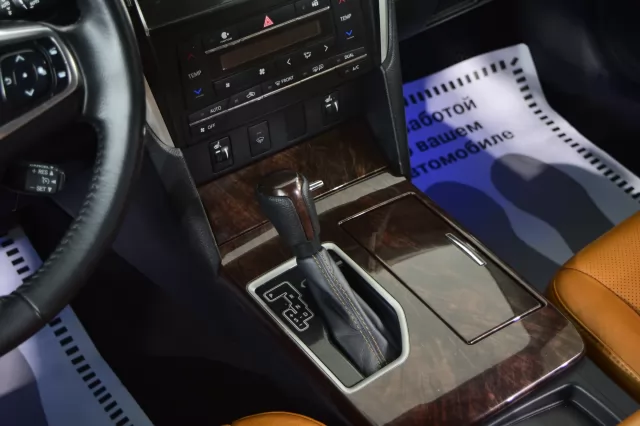 Toyota Camry 2016